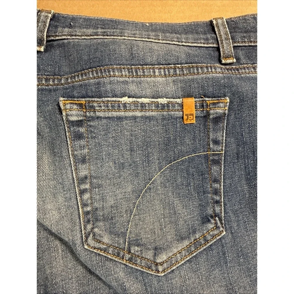 Joe's Socialite Fit Size 32 Blue Straight‎ Leg Jeans